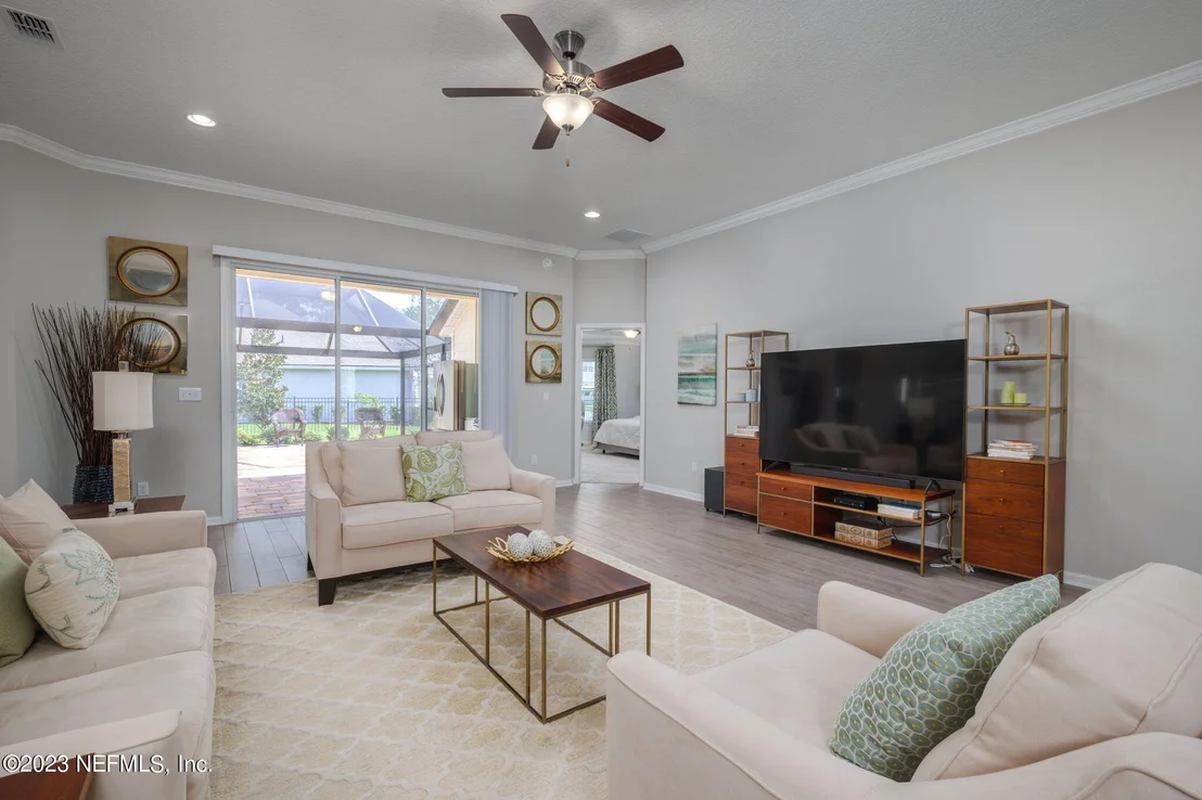 Photo of 210 CEDARSTONE Way