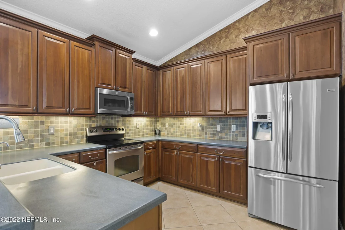 Photo of 65045 RIVER GLEN Parkway