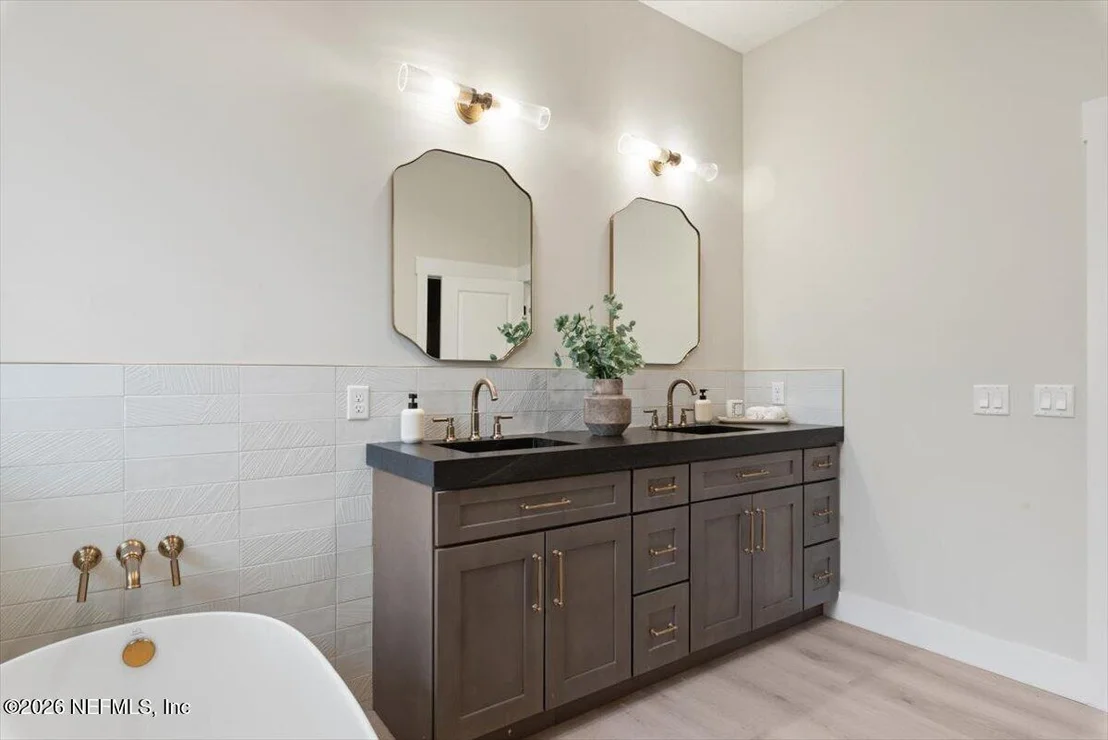 Photo of 3845 HARBOR Drive