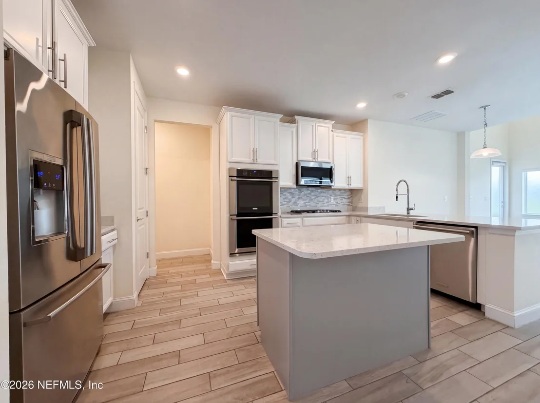 Photo of 211 CLIFTON BAY