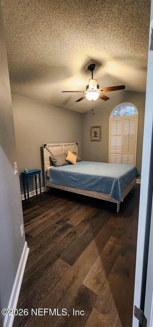 Photo of 16039 SHELLCRACKER Road