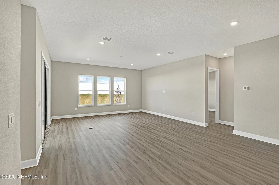 Photo of 487 KNOTTED BIRCH Avenue