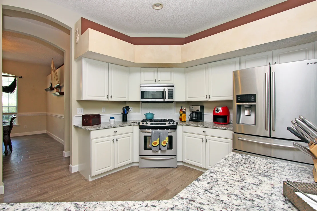 Photo of 124 IVY LAKES Drive
