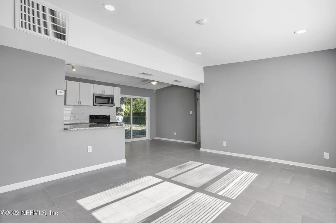 Photo of 781 LE BRUN Drive