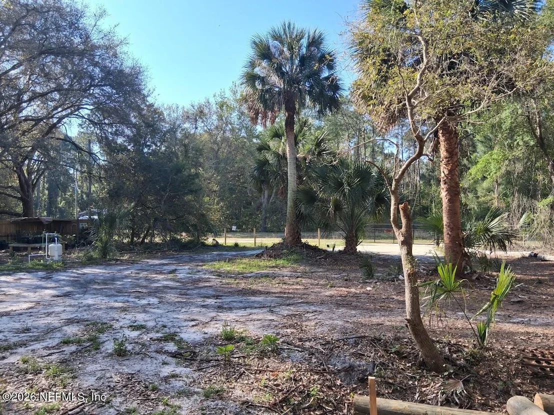 Photo of 910 PARADISE Boulevard