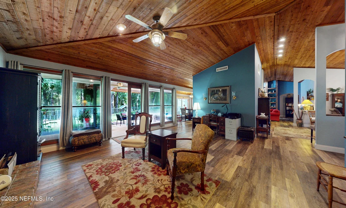 Photo of 2860 RAVINES Road