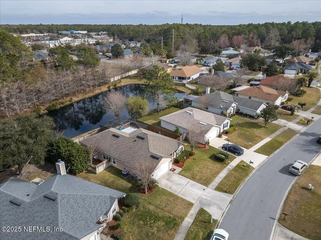 Photo of 184 SOUTHLAKE Drive