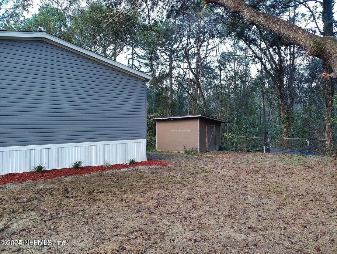 Photo of 203 PEPPERMINT Avenue