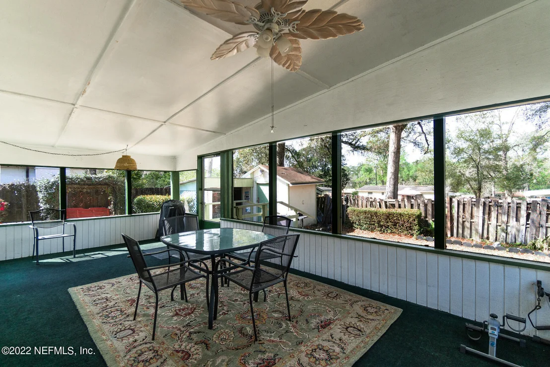 Photo of 317 CANIS Drive W