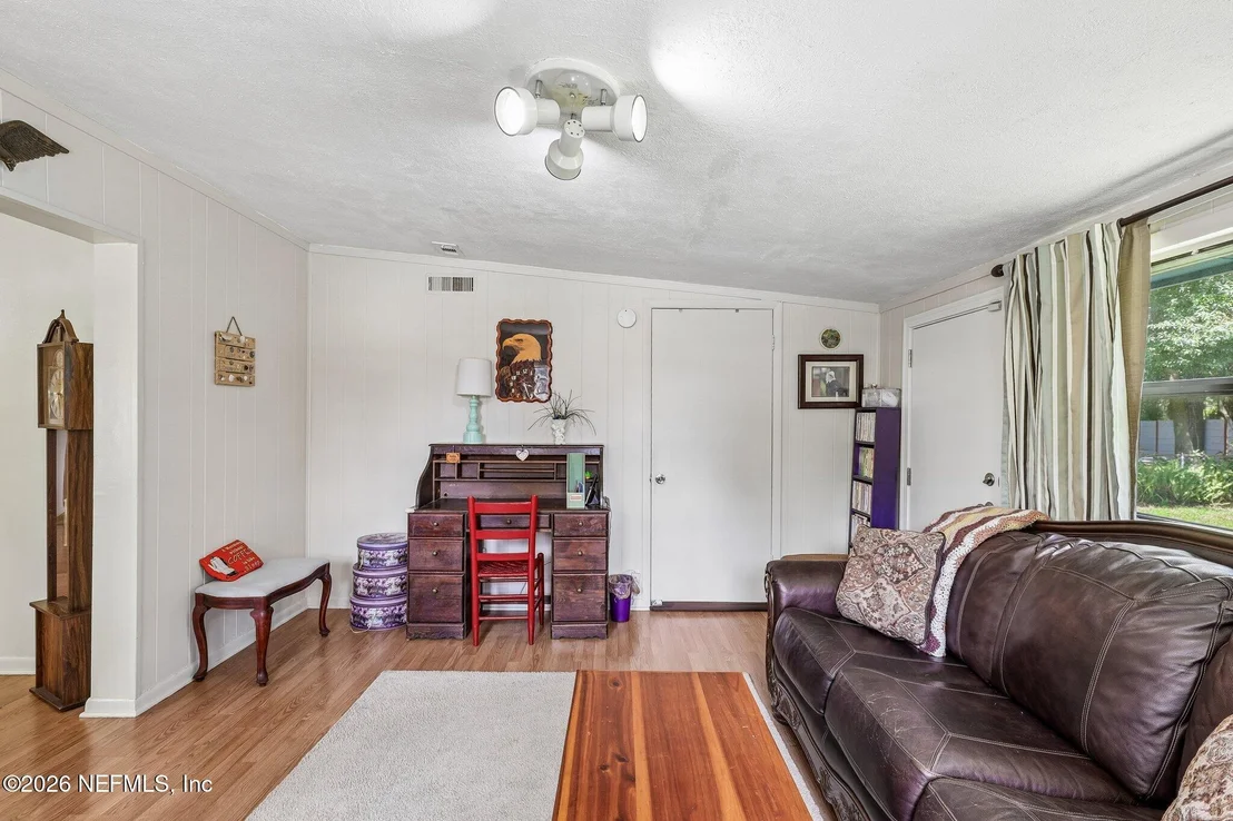 Photo of 1249 LE BRUN Drive