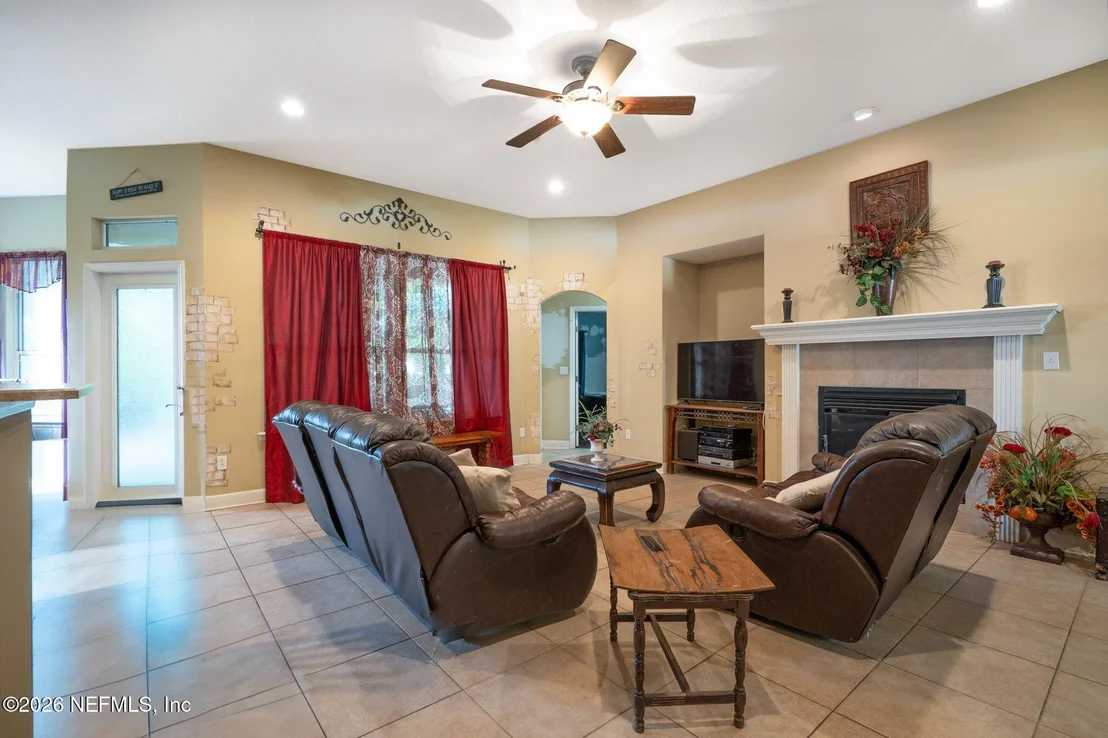 Photo of 97447 BLUFF VIEW Circle