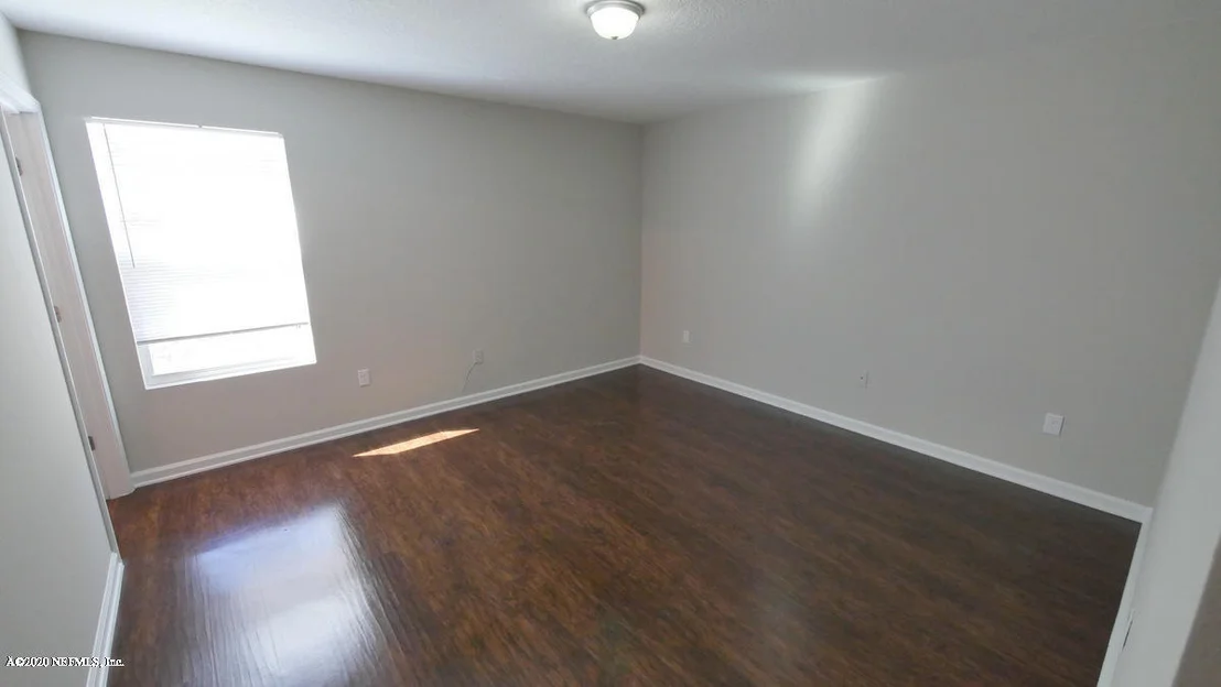 Photo of 8212 MAPLE Street