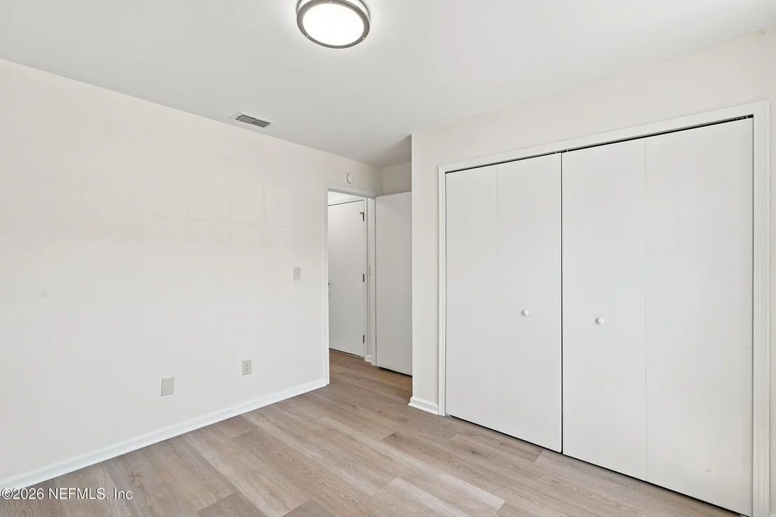 Photo of 2400 TOWNSQUARE Drive