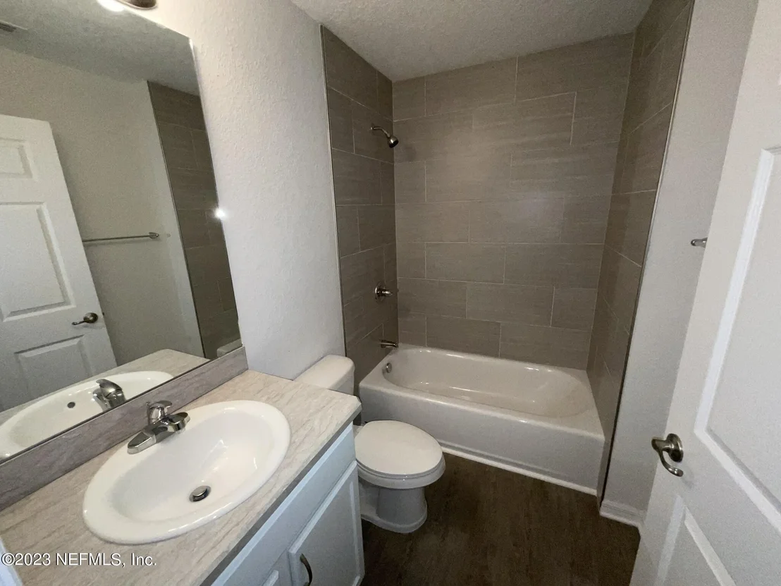 Photo of 1041 JOSIAH Street