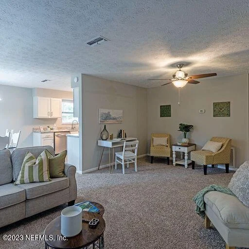 Photo of 7951 PASCHAL Street