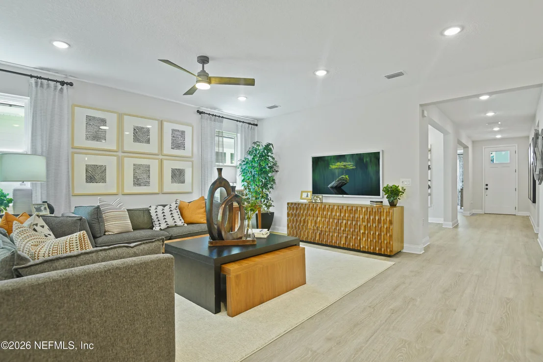 Photo of 47 WHITE TREE Court