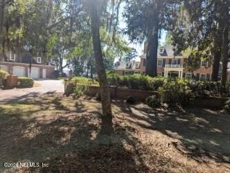 Photo of 13200 MANDARIN Road