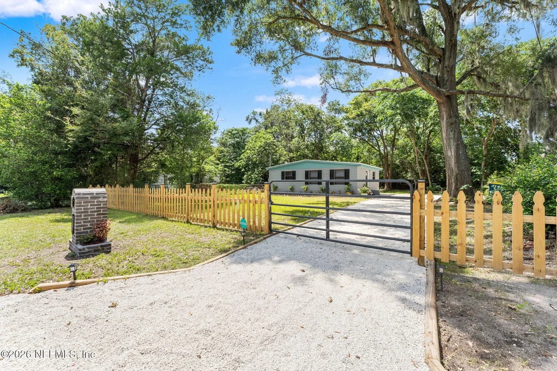 Photo of 10516 ITHACA Drive