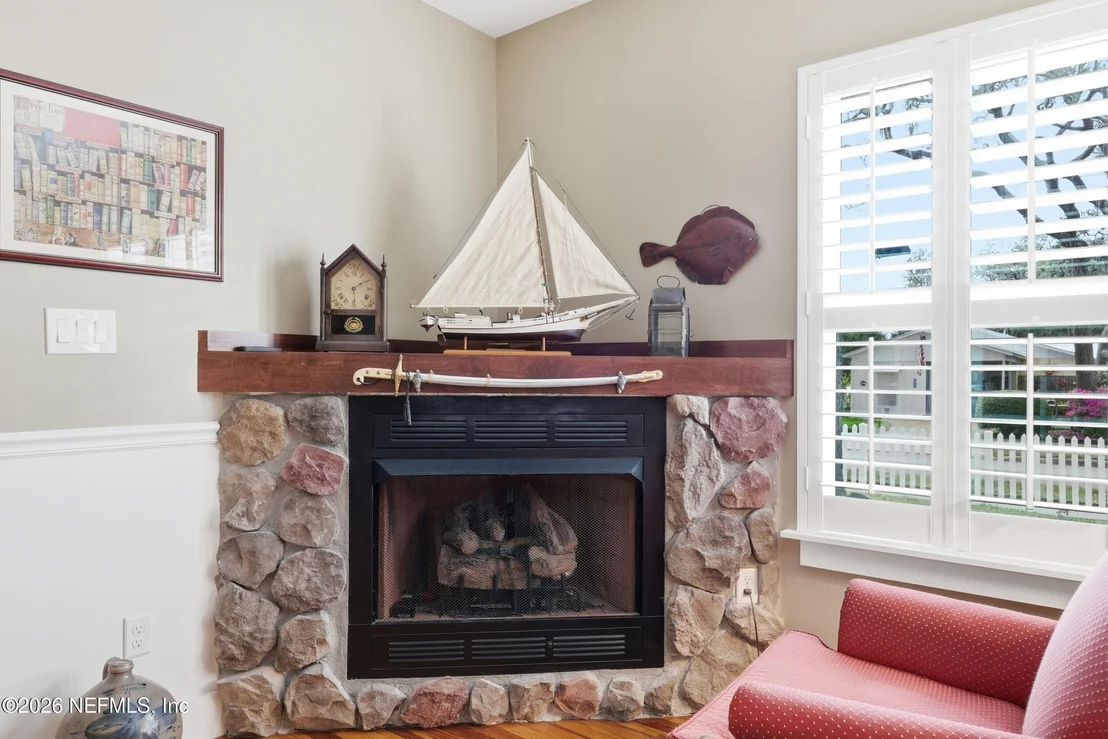 Photo of 17 SYLVAN Drive
