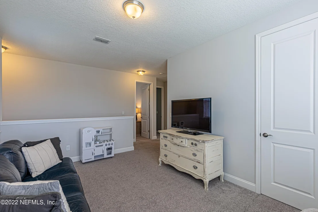 Photo of 78 CALUMET Drive