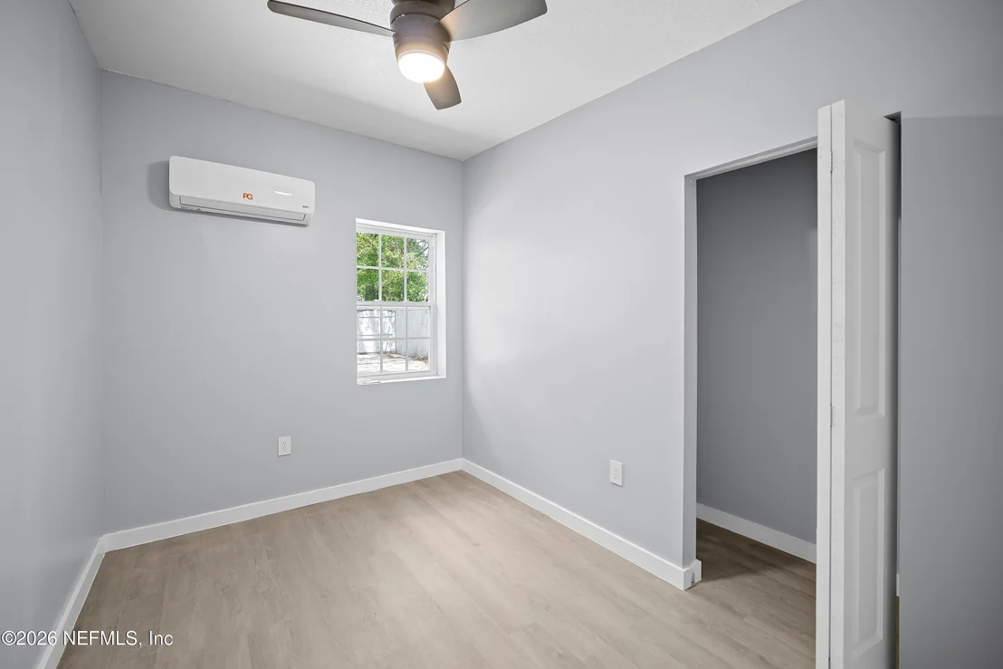 Photo of 3544 COLLEGE Place