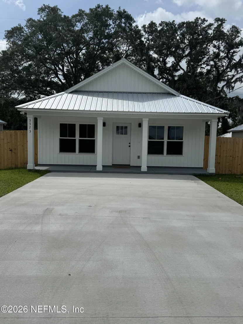 Photo of 916 KENNEDY Drive