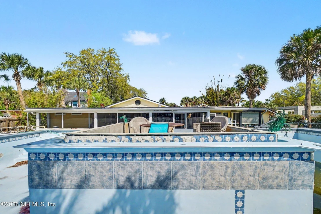 Photo of 6964 RAMOTH Drive