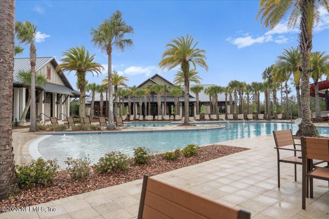 Photo of 253 RIDGEWIND Drive