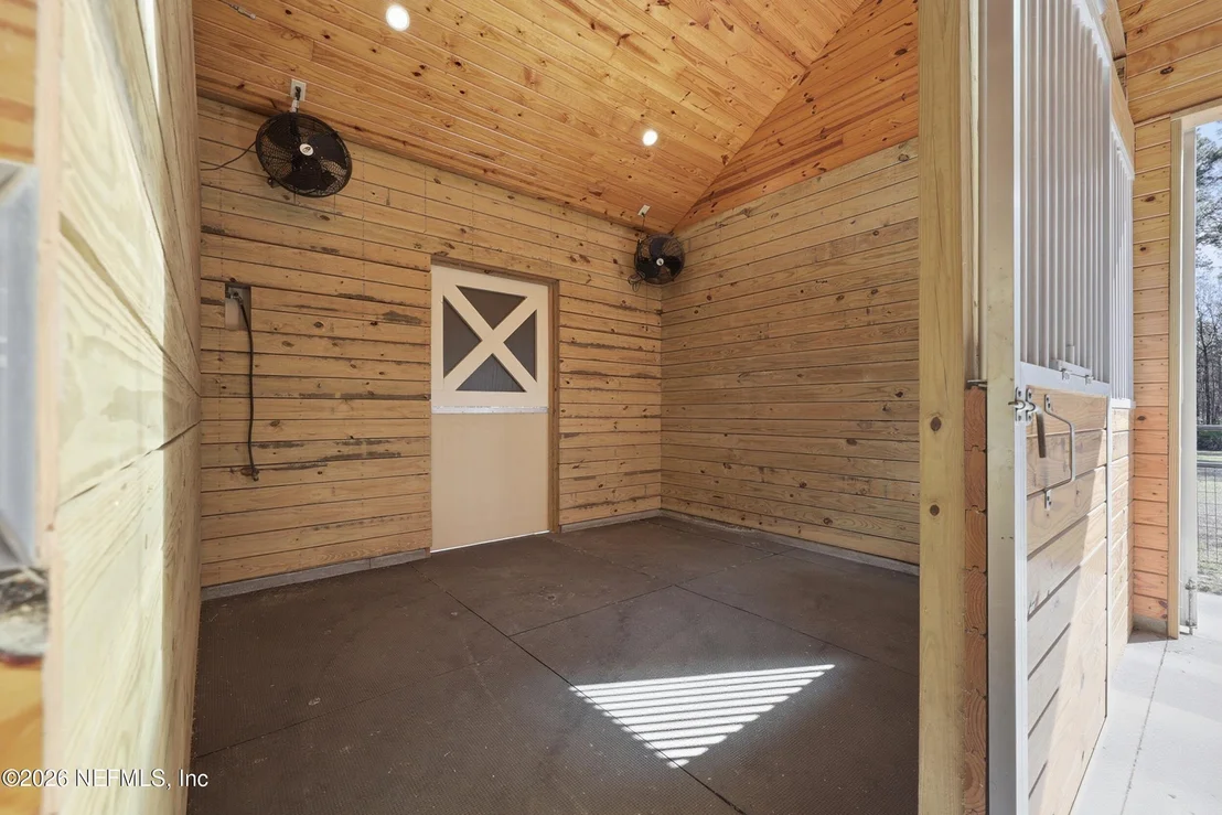 Photo of 418 TRIPLE CROWN Lane