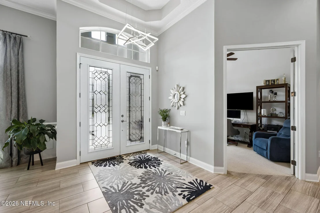 Photo of 35 AUBURNDALE Drive