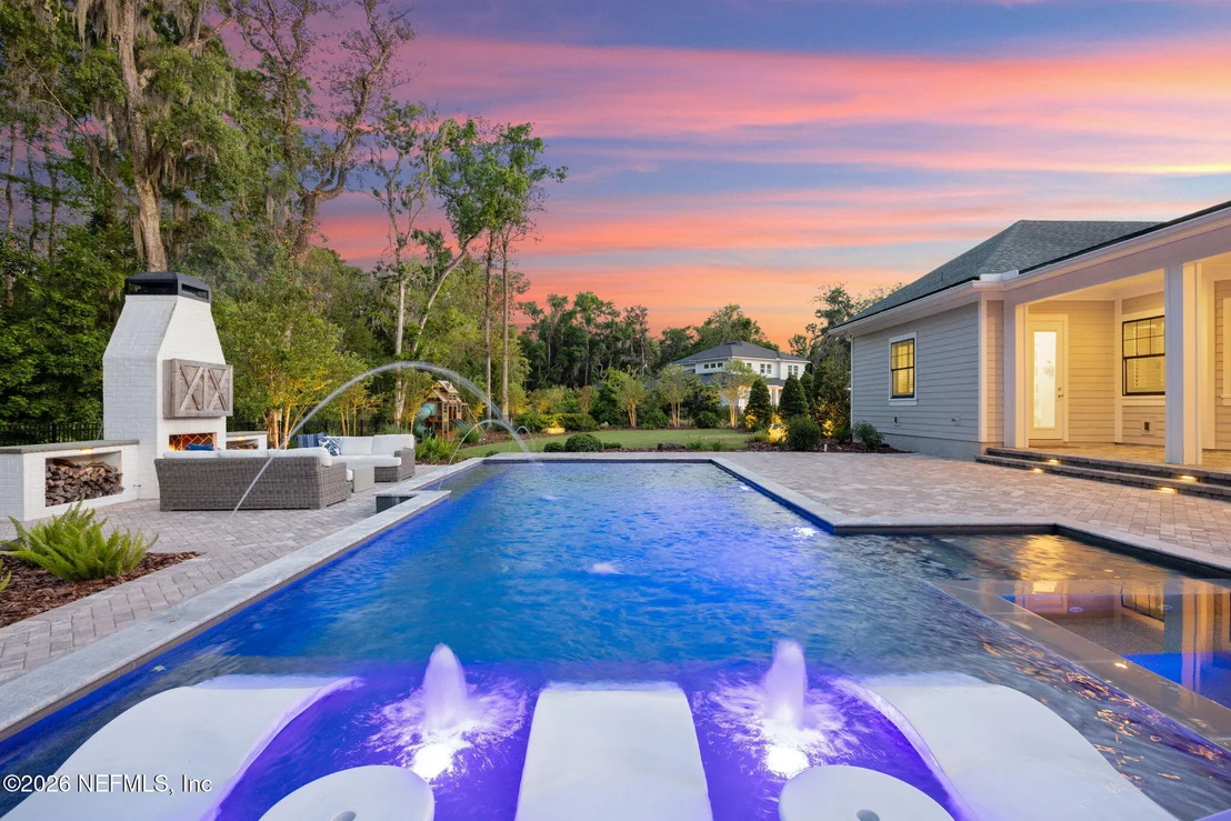 Photo of 237 FELLS Cove