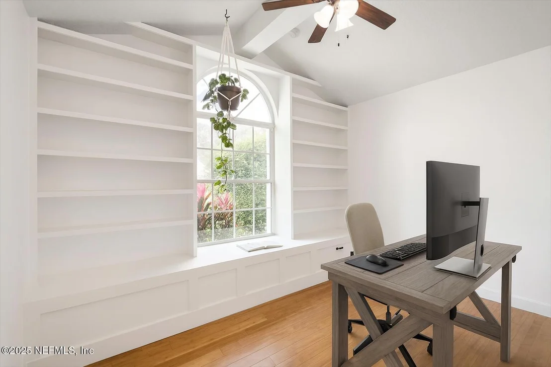 Photo of 389 W TROPICAL Trace