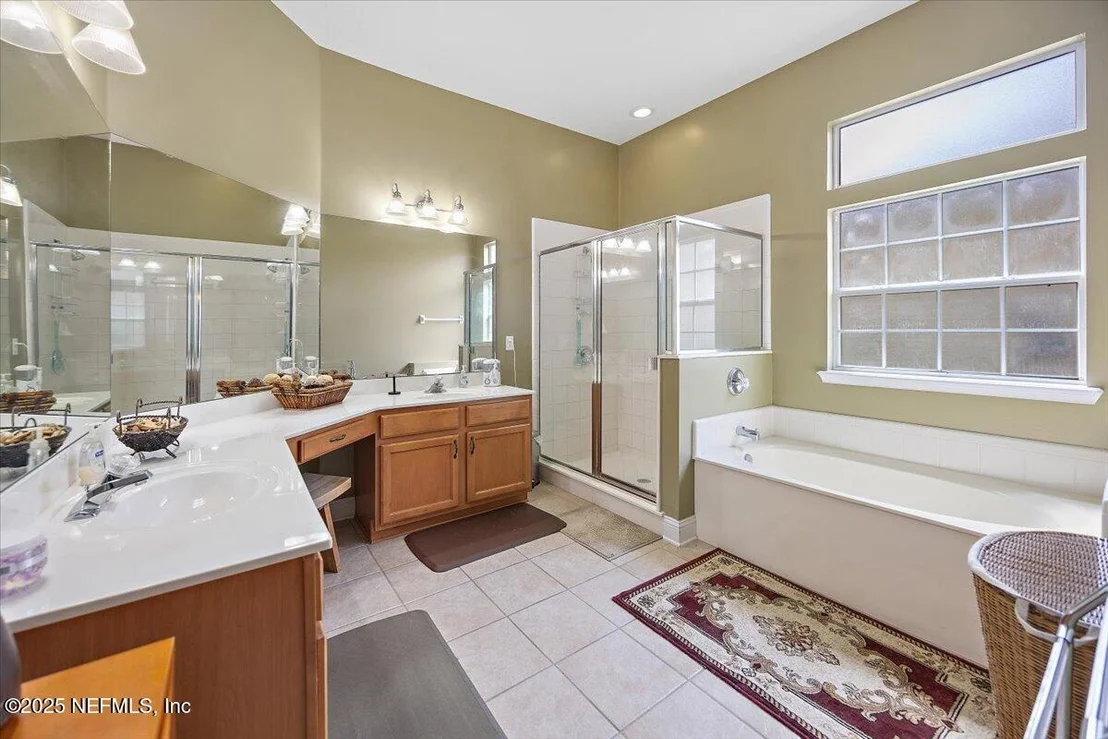 Photo of 1484 BARRINGTON Circle