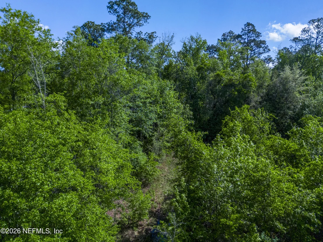 Photo of 000 SR 121