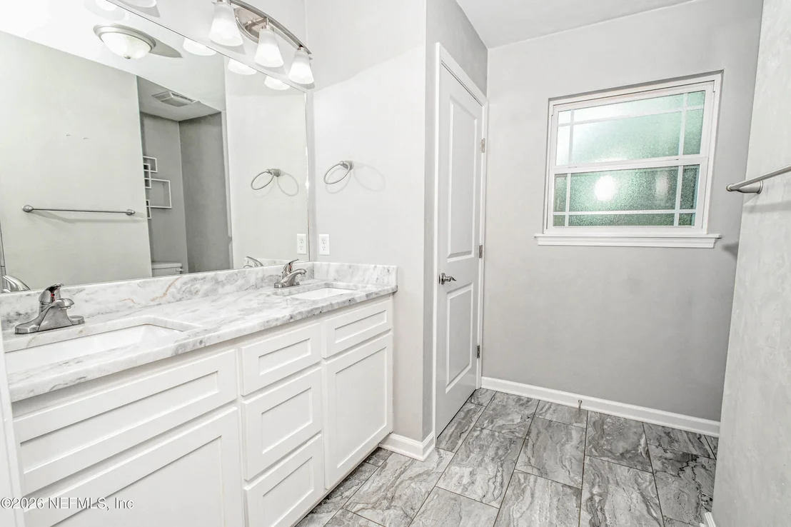 Photo of 6066 NW COUNTY ROAD 229