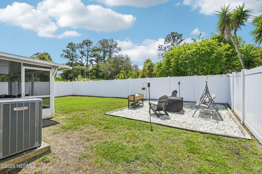 Photo of 1008 OAK ARBOR Circle