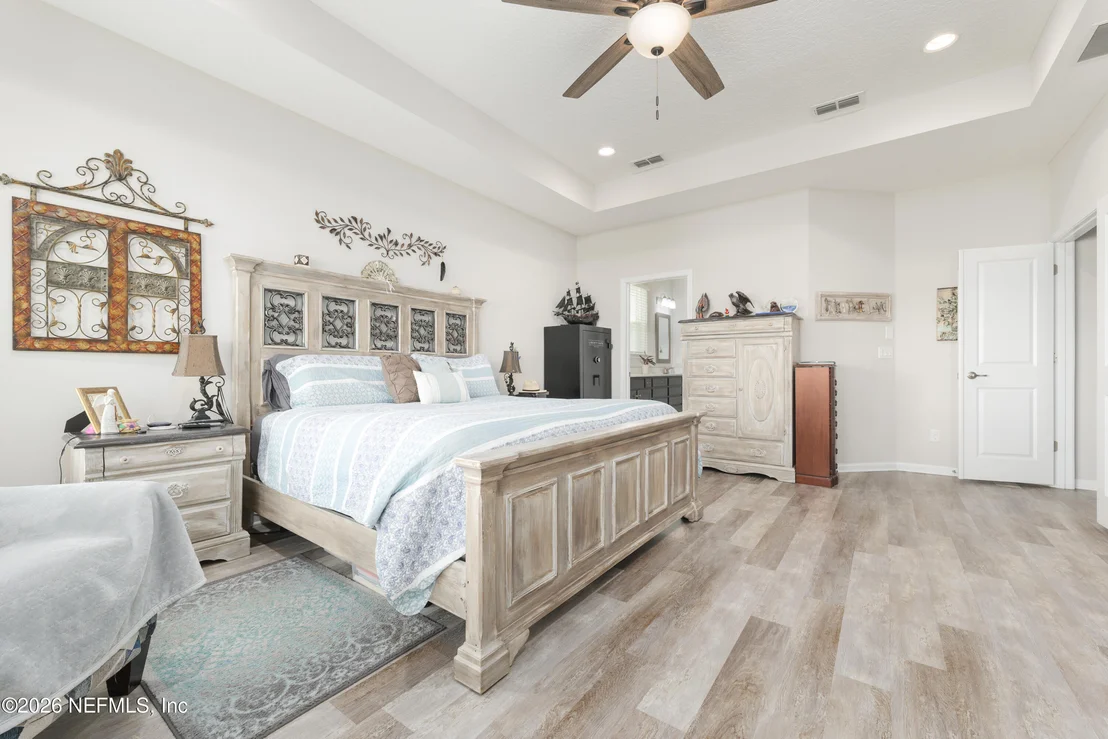 Photo of 607 WILLOW LAKE Drive