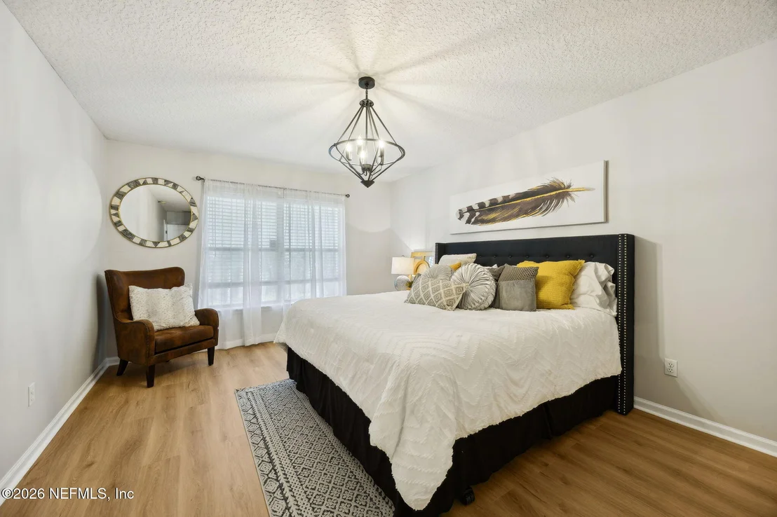 Photo of 145 FORT MILTON Drive
