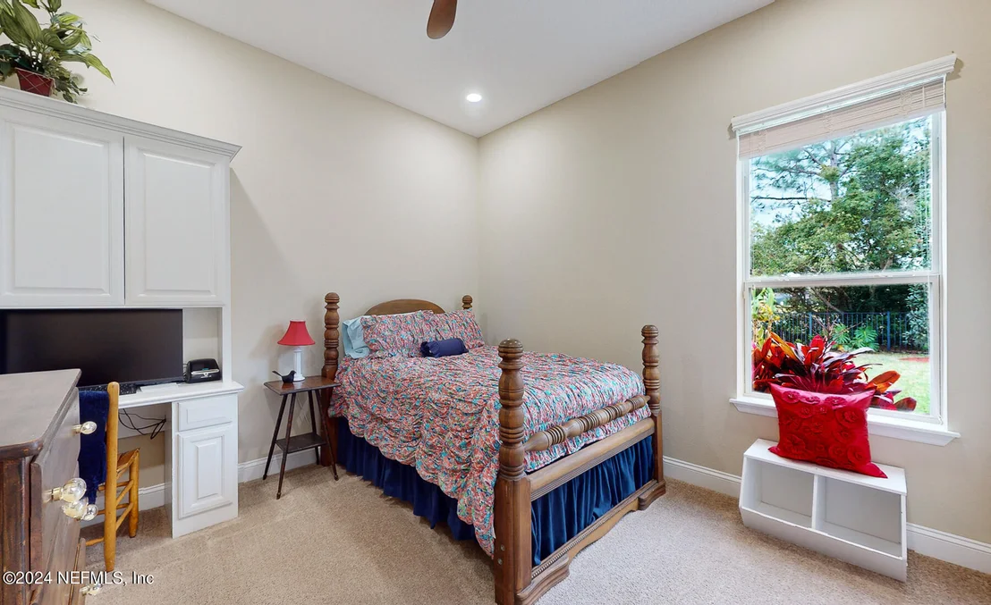 Photo of 15 MYRTLE BROOK Bend