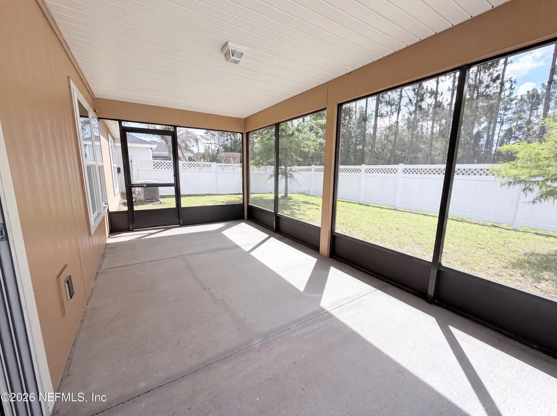 Photo of 351 HEPBURN Road