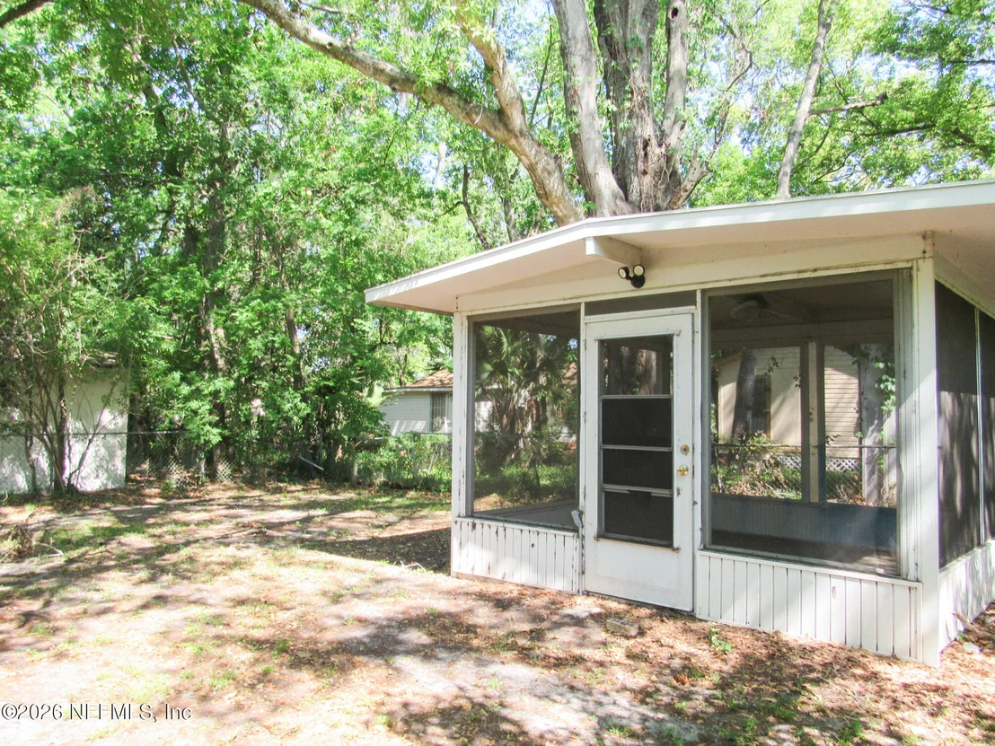 Photo of 3327 DIGNAN Street