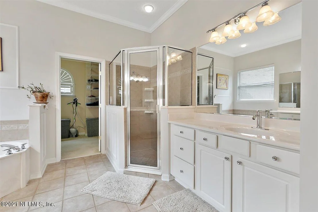 Photo of 1340 BARRINGTON Circle