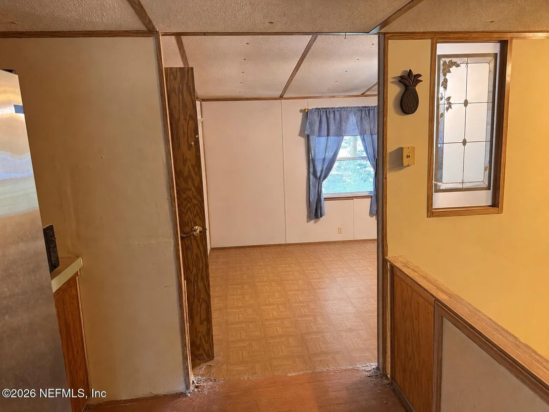 Photo of 1056 BELLAMY Road