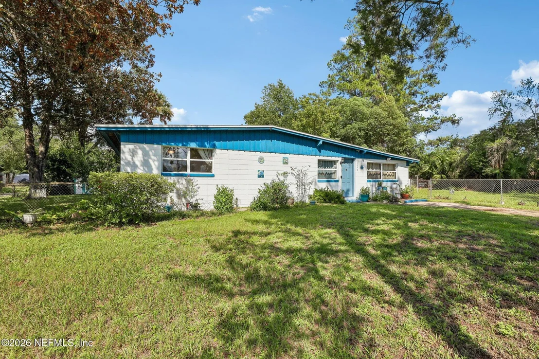 Photo of 1249 LE BRUN Drive