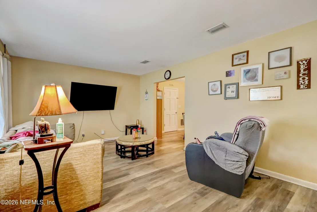 Photo of 3483 THORNHILL Drive