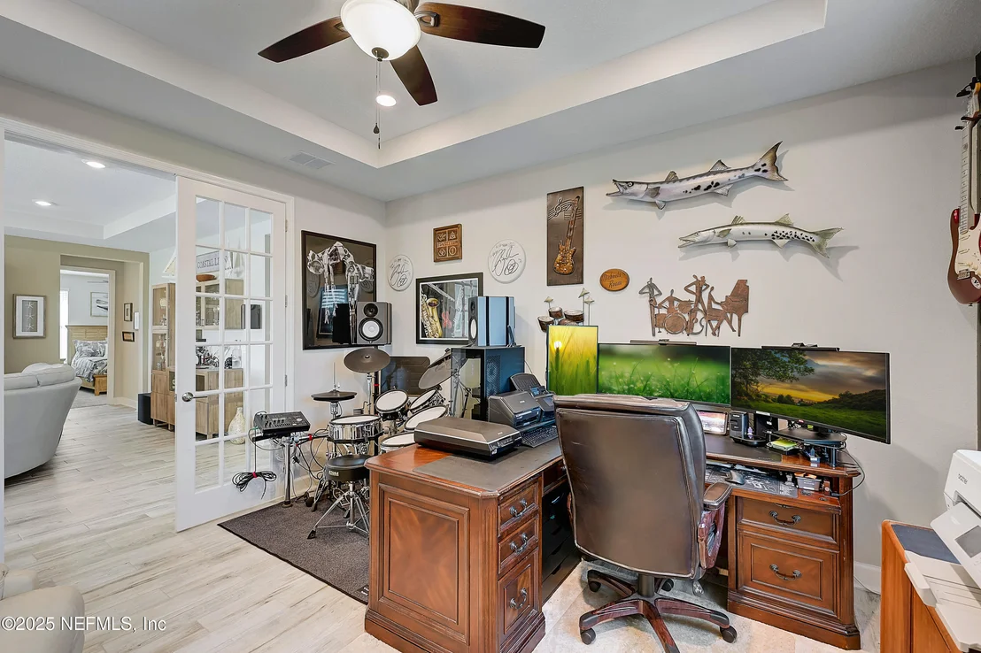 Photo of 598 MARQUESA Circle