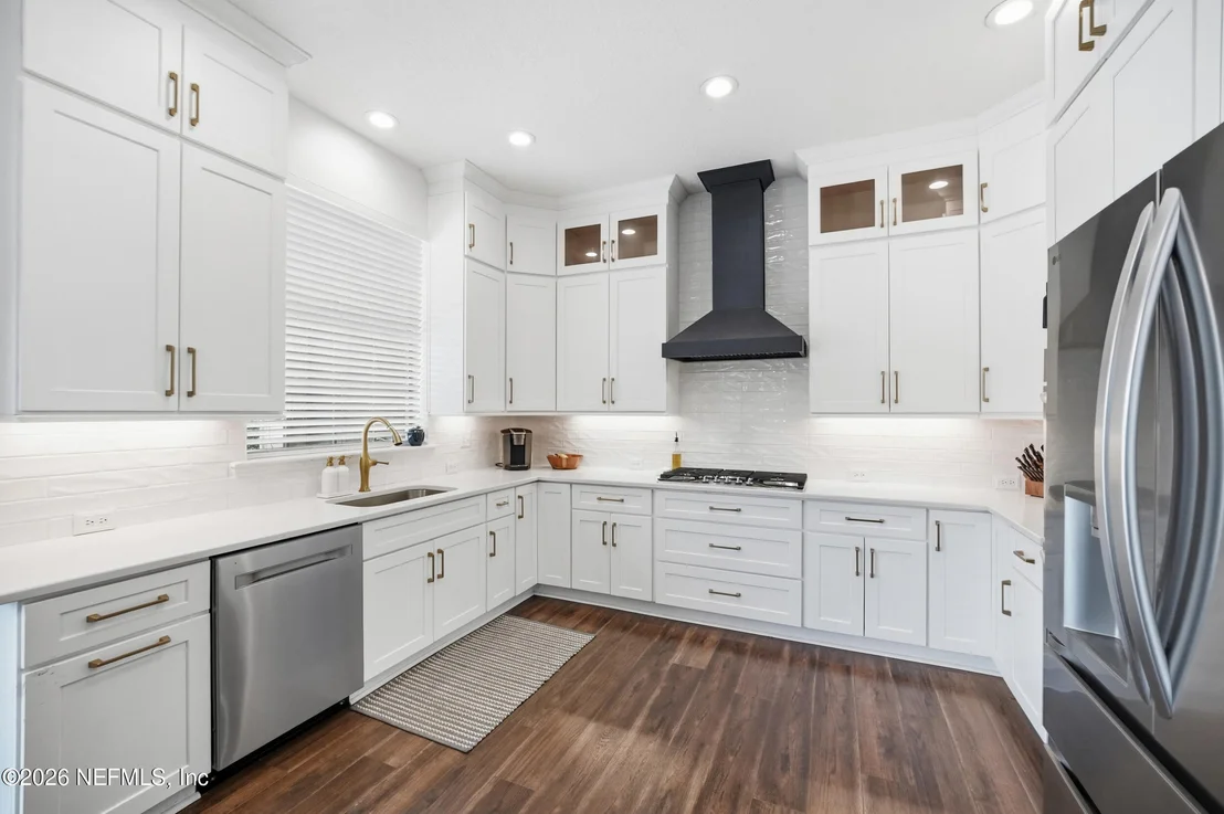 Photo of 1155 EAGLE POINT Drive