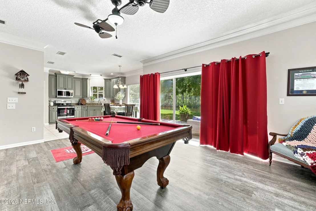 Photo of 1843 COMMODORE POINT Drive