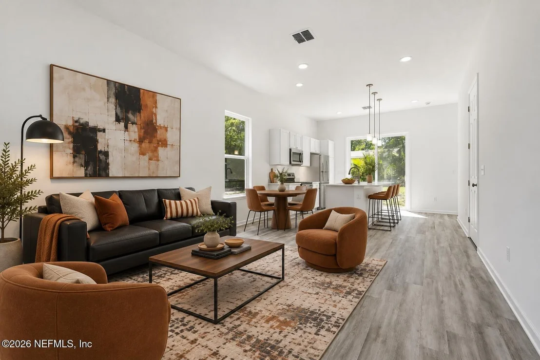 Photo of 863 W 6TH Street