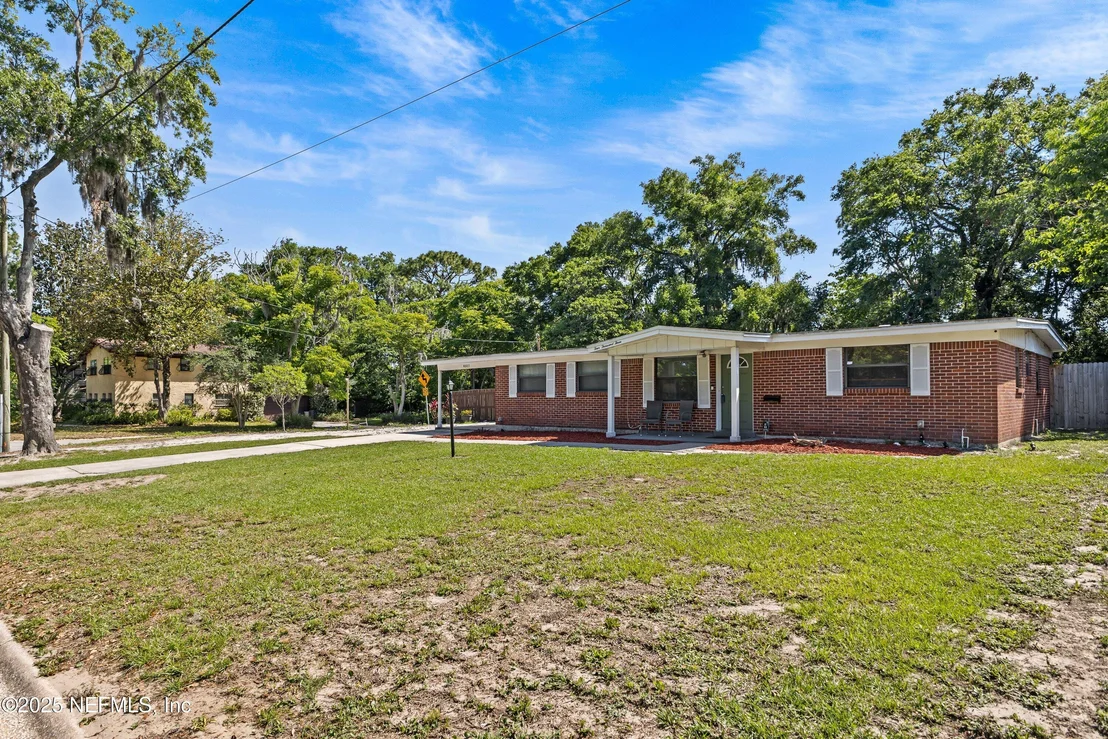 Photo of 4003 MEEK Drive S
